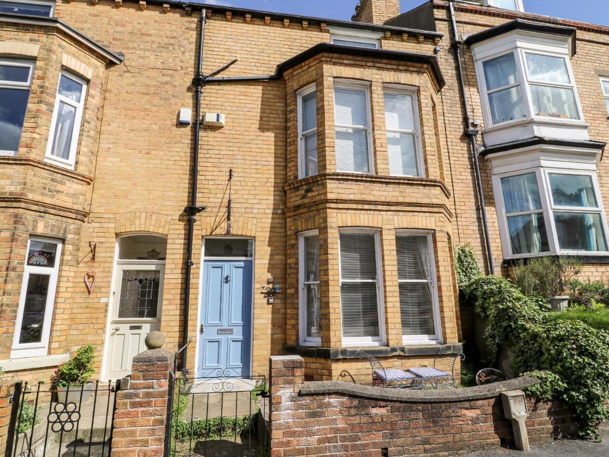 Villa Seafarers Scarborough Exterior foto